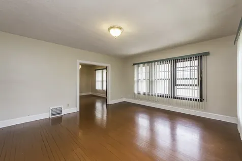 419 Hickory Street Waukegan IL 60085