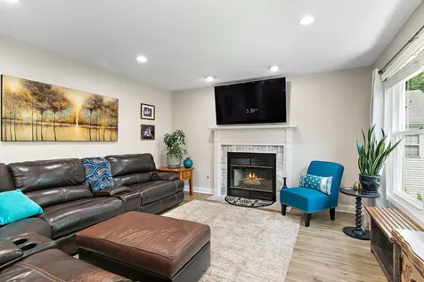 2311 Stewart Lane West Dundee IL 60118