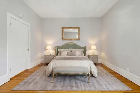315 South Maple Avenue Oak Park IL 60302