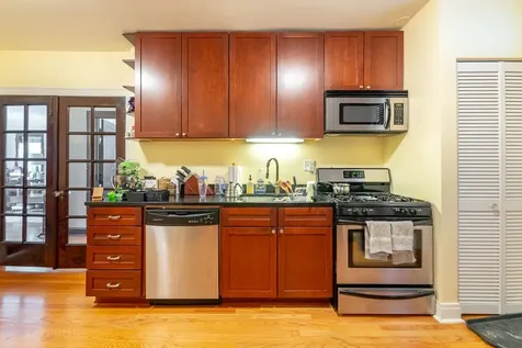 4850 North Oakley Avenue Chicago IL 60625