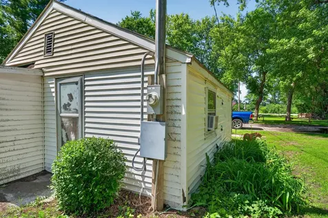 8444 West State Route 17 Route W Kankakee IL 60901