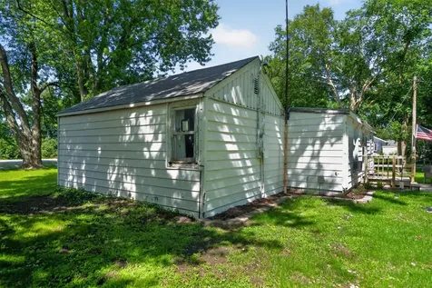 8444 West State Route 17 Route W Kankakee IL 60901
