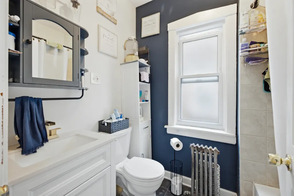 5233 West Potomac Avenue Chicago IL 60651
