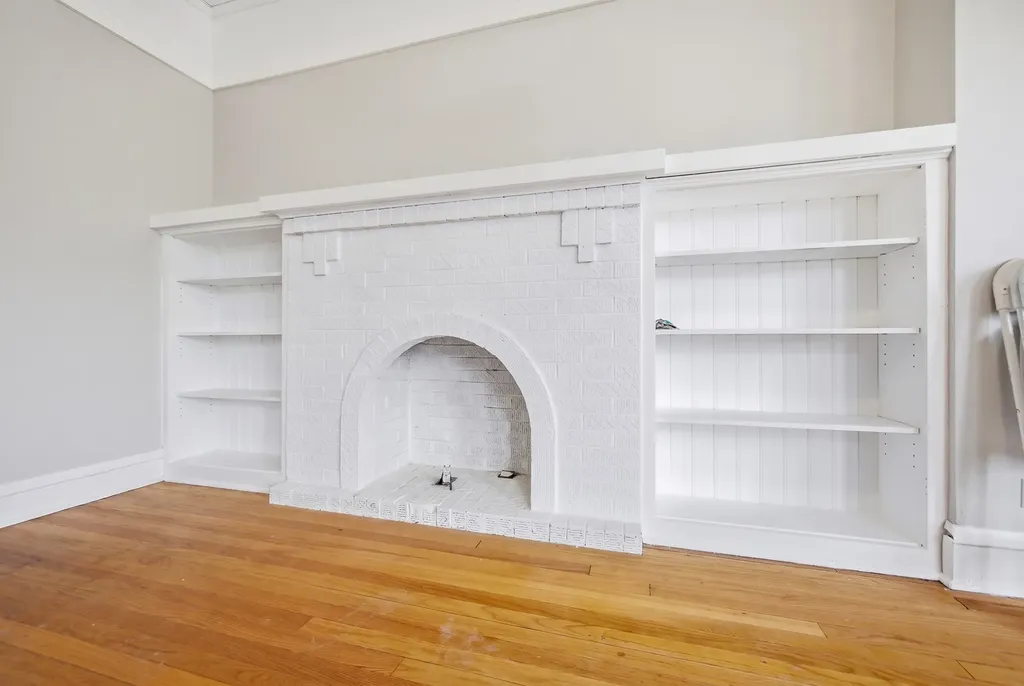 5233 West Potomac Avenue Chicago IL 60651