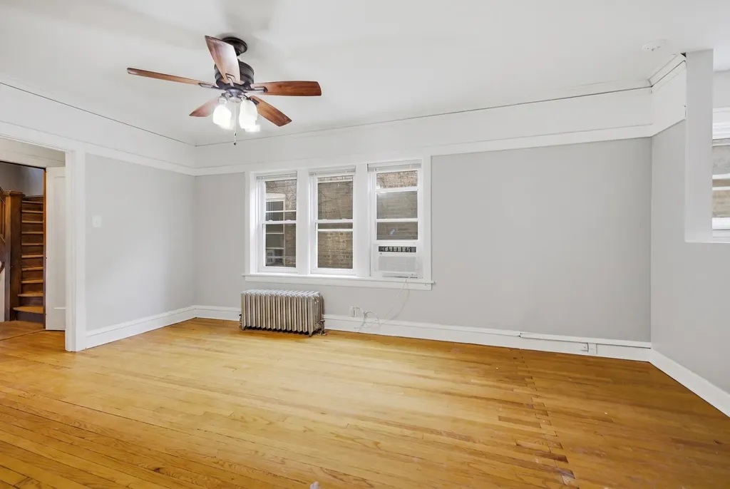 5233 West Potomac Avenue Chicago IL 60651