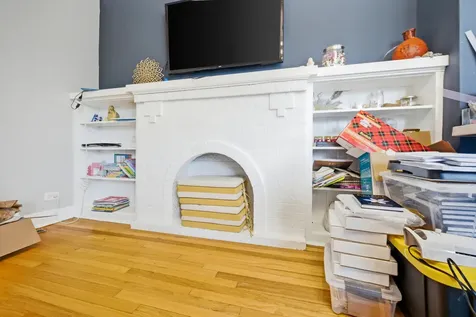 5233 West Potomac Avenue Chicago IL 60651