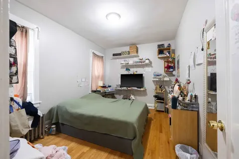 5233 West Potomac Avenue Chicago IL 60651