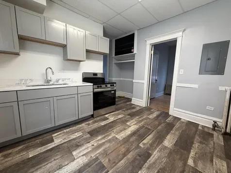 7817 South South Shore Drive Chicago IL 60649