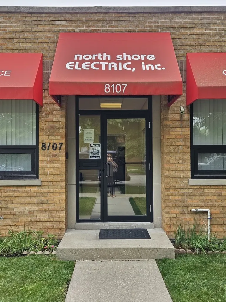 8107 Ridgeway Avenue N Skokie IL 60076