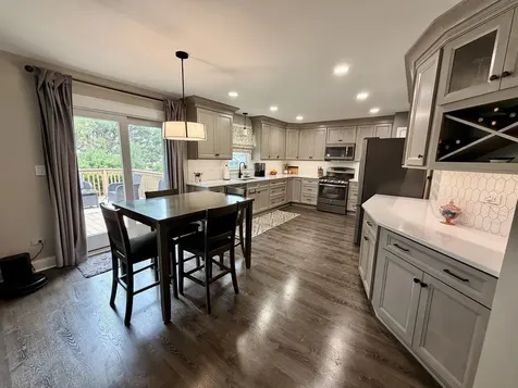 300 Savoy Drive Shorewood IL 60404