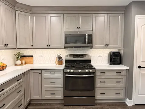 300 Savoy Drive Shorewood IL 60404