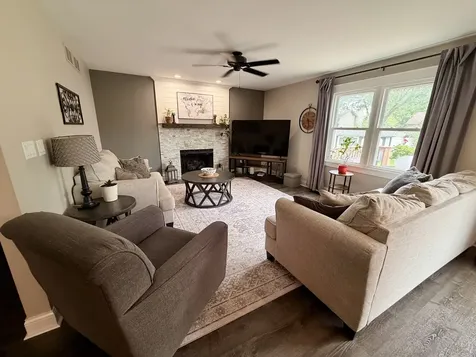 300 Savoy Drive Shorewood IL 60404
