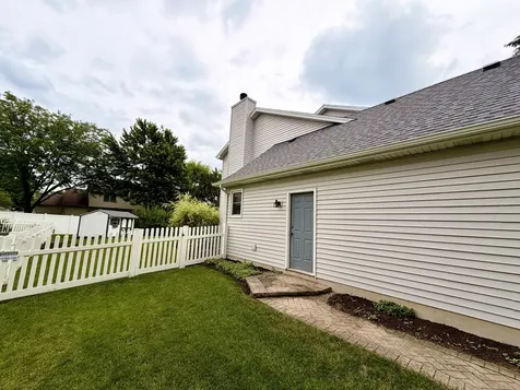 300 Savoy Drive Shorewood IL 60404