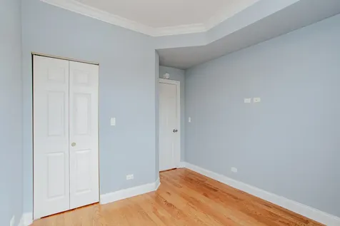 6150 North Ravenswood Avenue Chicago IL 60660