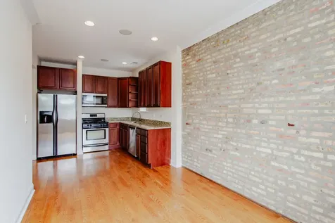 6150 North Ravenswood Avenue Chicago IL 60660