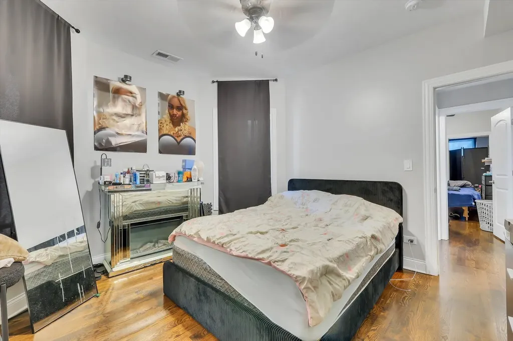 7807 South Evans Avenue Chicago IL 60619