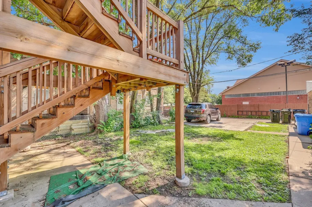 7807 South Evans Avenue Chicago IL 60619