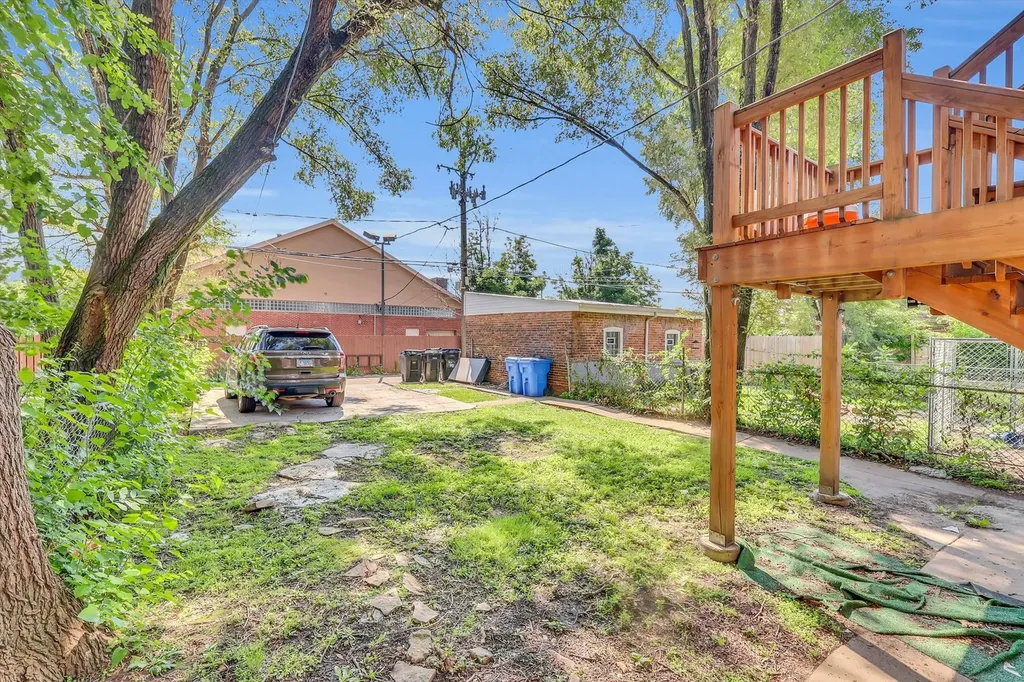 7807 South Evans Avenue Chicago IL 60619