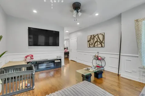 7807 South Evans Avenue Chicago IL 60619