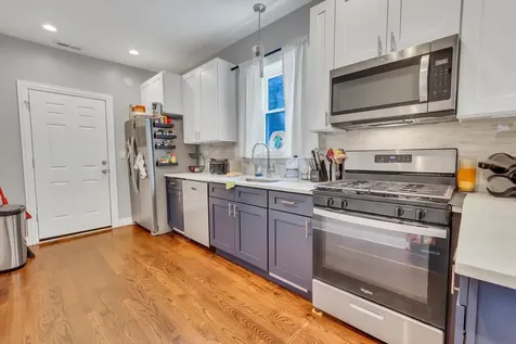 7807 South Evans Avenue Chicago IL 60619