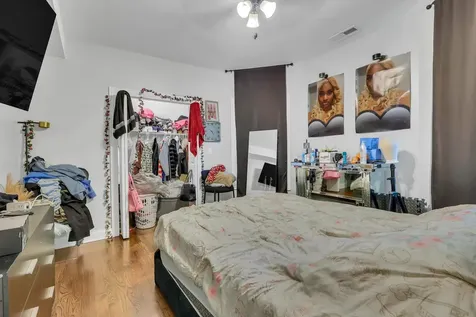 7807 South Evans Avenue Chicago IL 60619