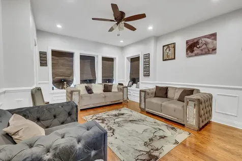 7807 South Evans Avenue Chicago IL 60619