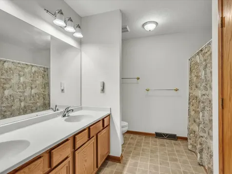 13033 Springhill Drive Winnebago IL 61088