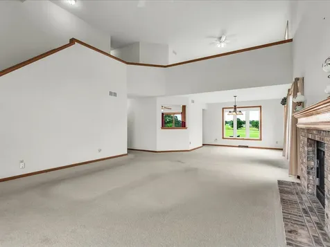 13033 Springhill Drive Winnebago IL 61088
