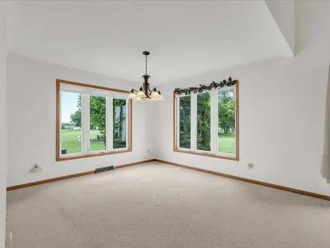 13033 Springhill Drive Winnebago IL 61088