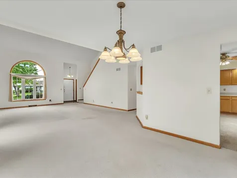 13033 Springhill Drive Winnebago IL 61088