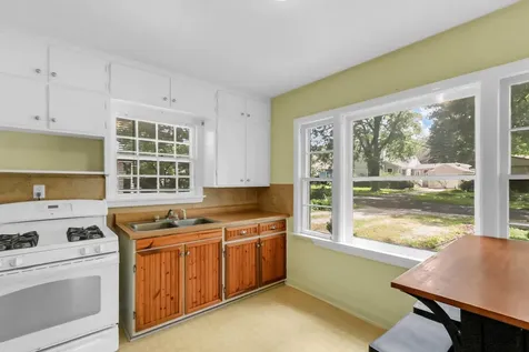 605 South Draper Avenue Champaign IL 61821