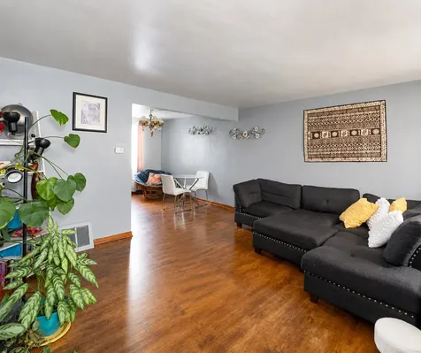1384 Wentworth Avenue Calumet City IL 60409