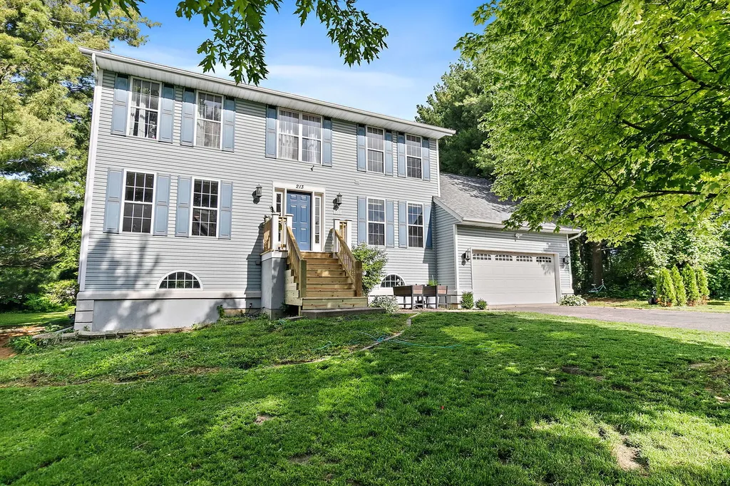 213 South West Griffin Place Poplar Grove IL 61065