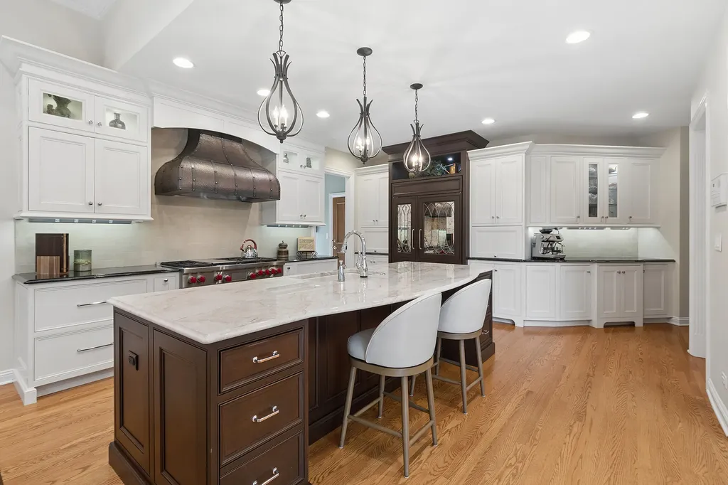 122 Springlake Avenue Hinsdale IL 60521