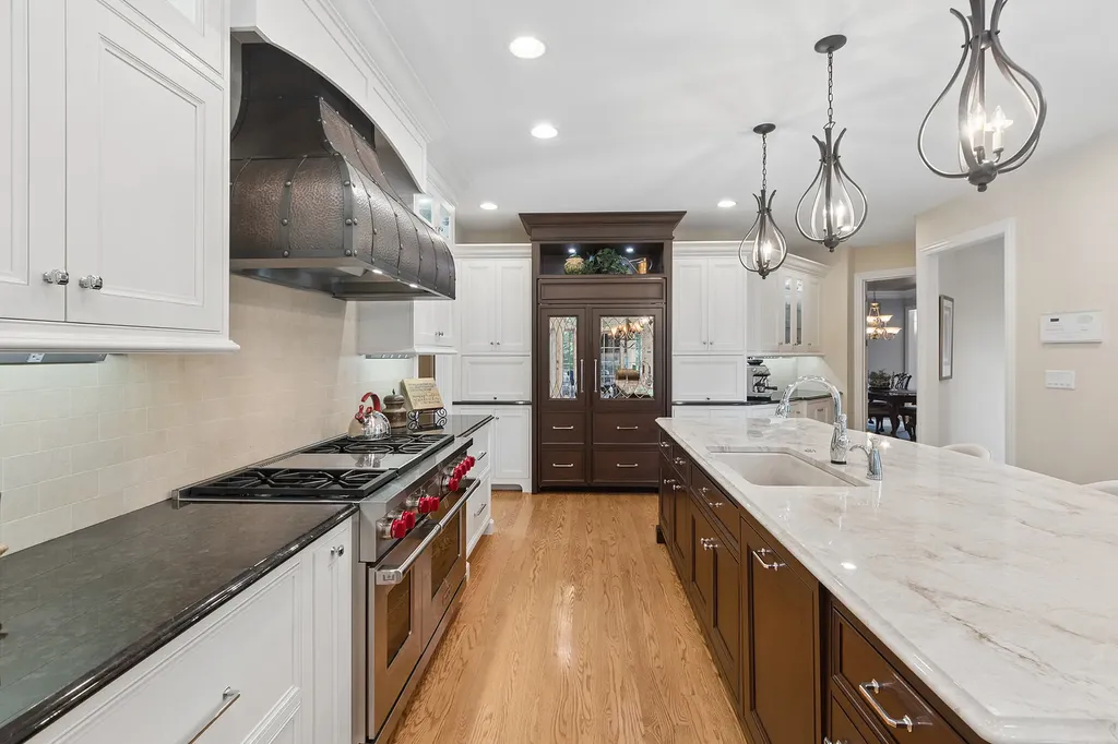 122 Springlake Avenue Hinsdale IL 60521