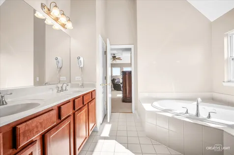 1608 Hearthstone Lane North Aurora IL 60542