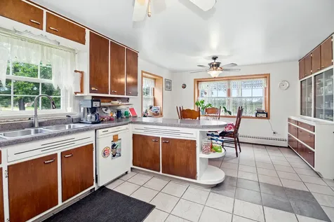 2445 N 5000 W Road Kankakee IL 60901