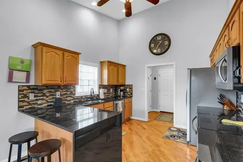 905 Bluegrass Lane Champaign IL 61822