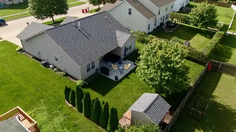 905 Bluegrass Lane Champaign IL 61822