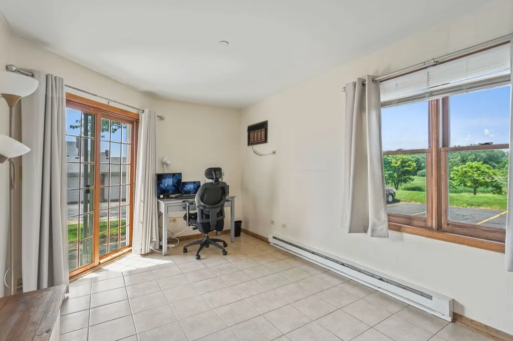 1362 Cunat Court Lake In The Hills IL 60156