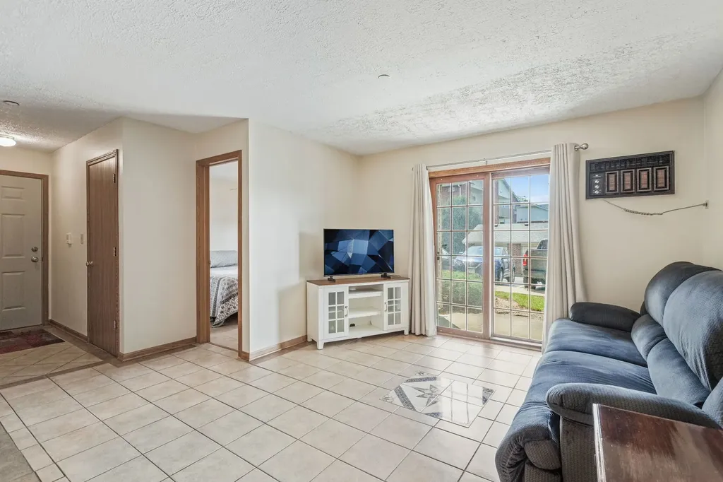 1362 Cunat Court Lake In The Hills IL 60156