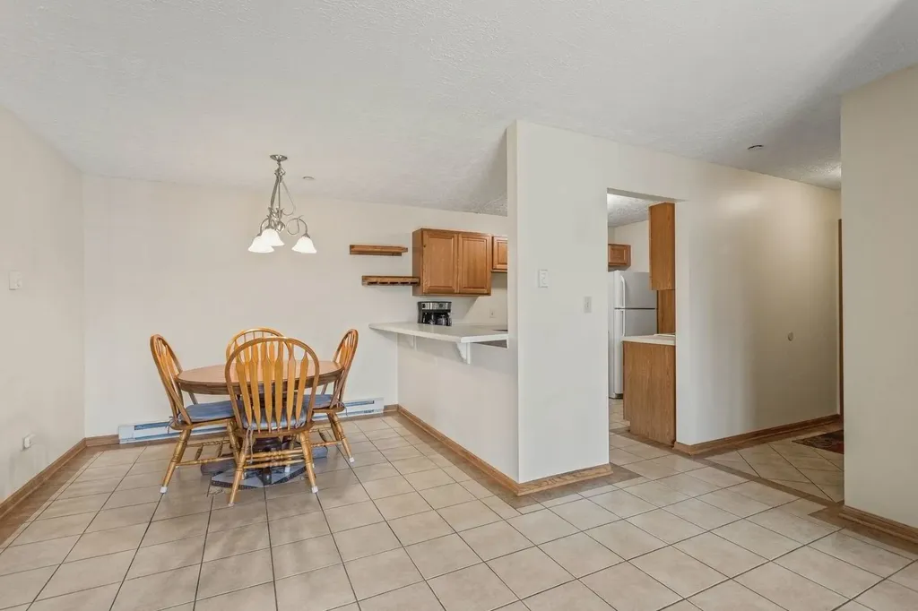 1362 Cunat Court Lake In The Hills IL 60156