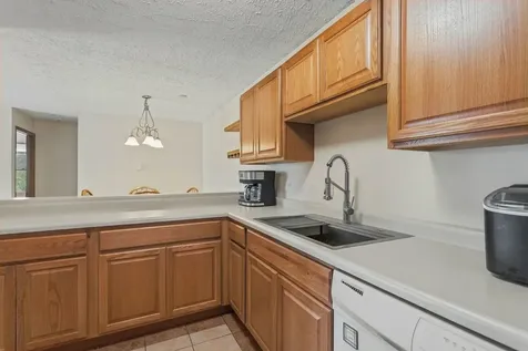 1362 Cunat Court Lake In The Hills IL 60156