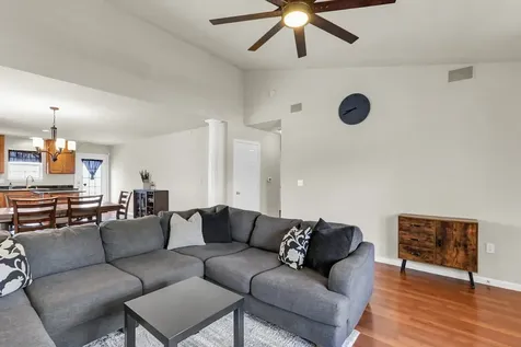 404 Lauterbur Lane Champaign IL 61822