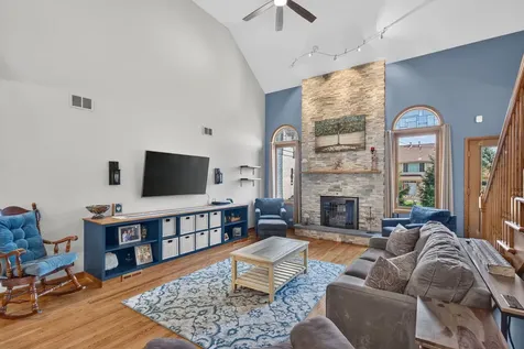1297 Drawbridge Lane Lemont IL 60439