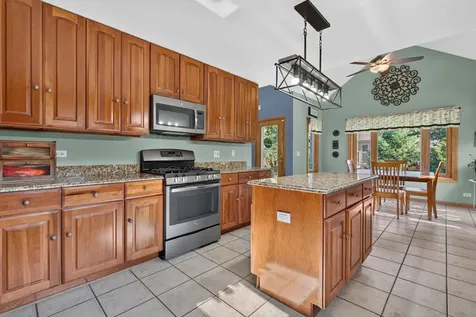 1297 Drawbridge Lane Lemont IL 60439