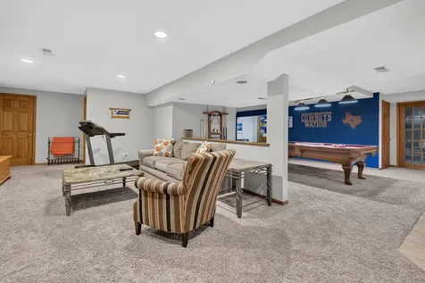 1297 Drawbridge Lane Lemont IL 60439