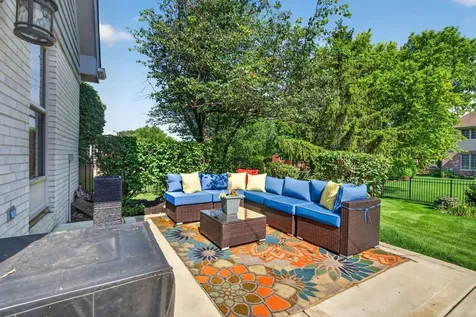 1297 Drawbridge Lane Lemont IL 60439