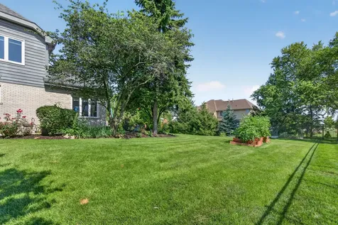 1297 Drawbridge Lane Lemont IL 60439