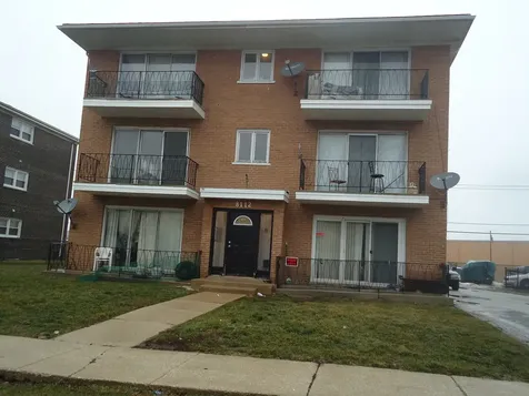 8112 West Marion Street Justice IL 60458